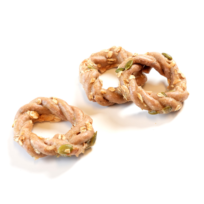 collagen braid ring coated chicken with oats and pumpkin seeds